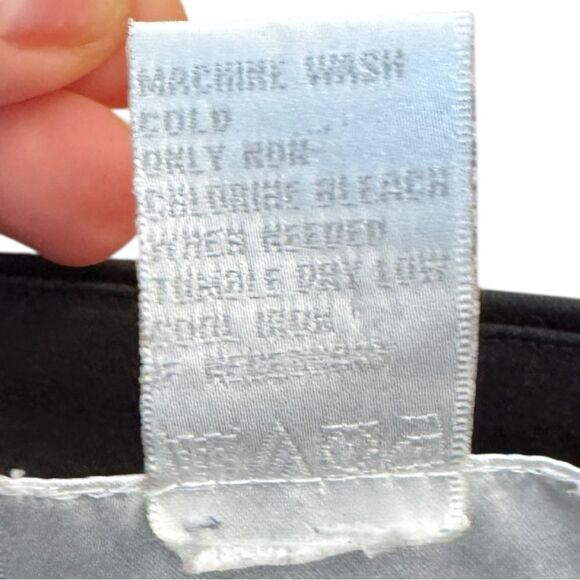 Soft Surroundings Black Chino Capri Pants Sz M - Picture 9 of 11